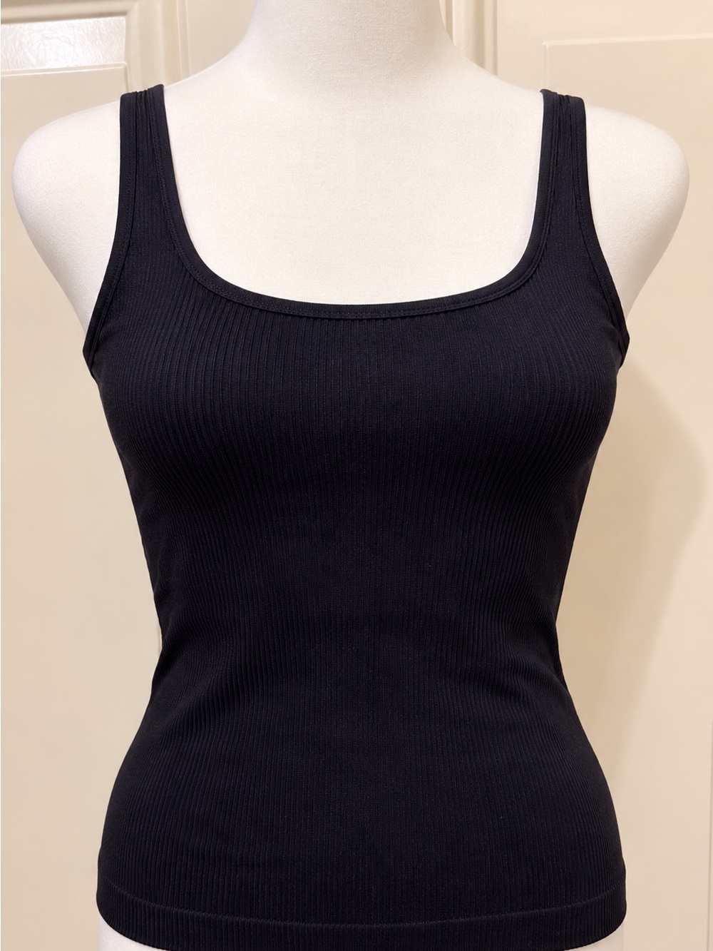 Black Ribbed Square-Neck Tank Top Size Large